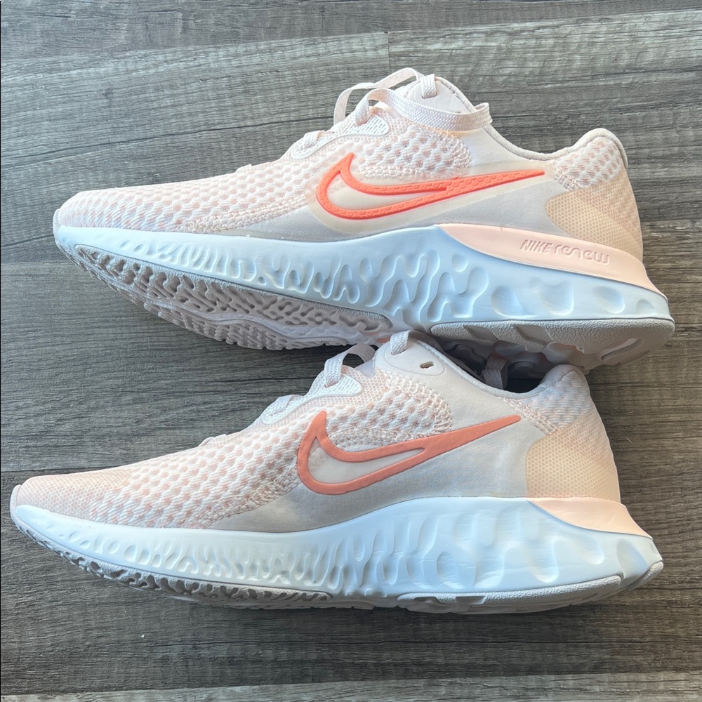 Nike Renew Women's Pink Running Shoes - Picture 2 of 6